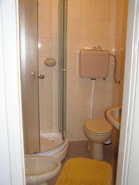 Apartments Rovis Tar-Vabriga ภายนอก รูปภาพ