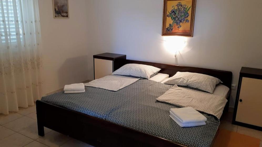 Apartments Rovis Tar-Vabriga ภายนอก รูปภาพ